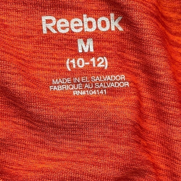 𝅺❤️ Reebok Graphic Shirt - Picture 4 of 4